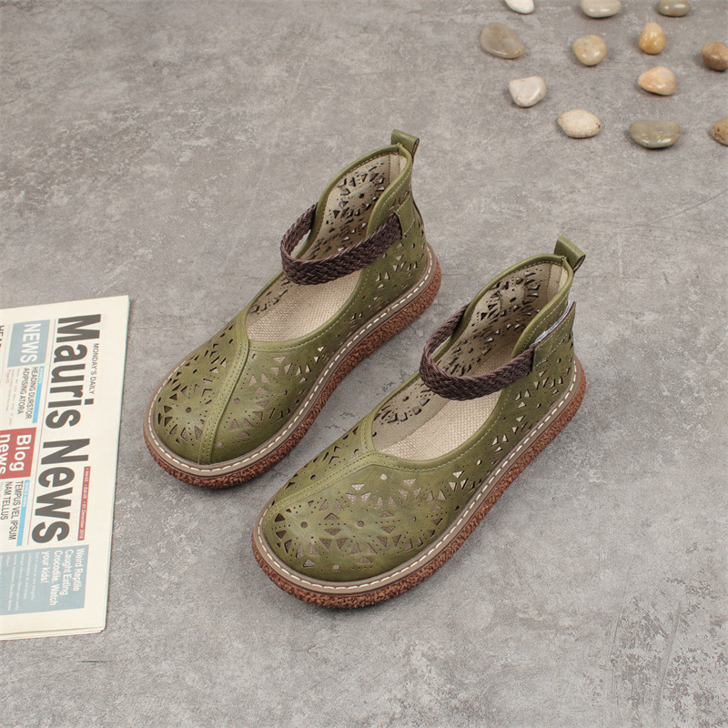 Zapatos vintage de plataforma con abertura para el dedo gordo y diseño calado.